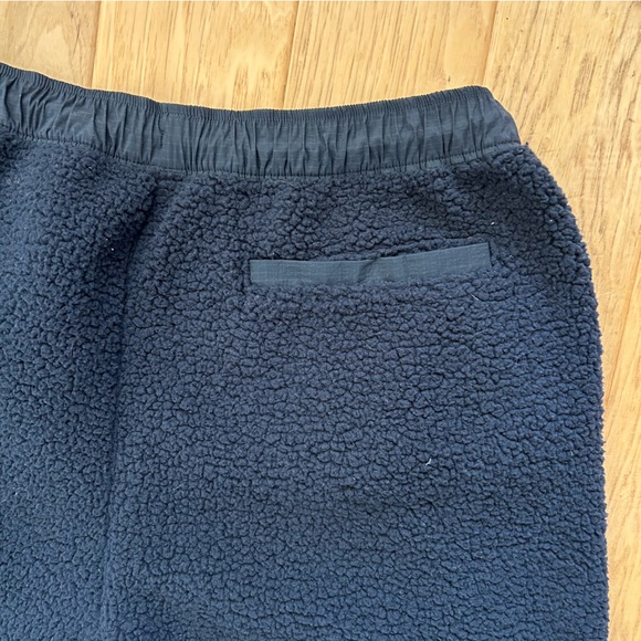 Jordan Black Essential Winter Plush Fleece Pant XXL Nike Air Jordan - Picture 8 of 10